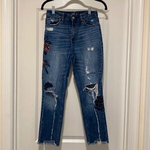 ABERCROMBIE & FITCH 24 Short Annie High Rise Girlfriend Jeans Floral Embroidery